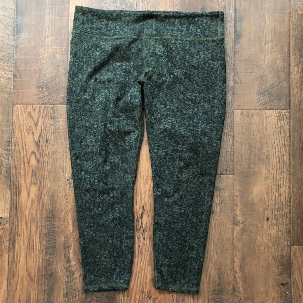 Fabletics Active Leggings, Size Xl - image 2